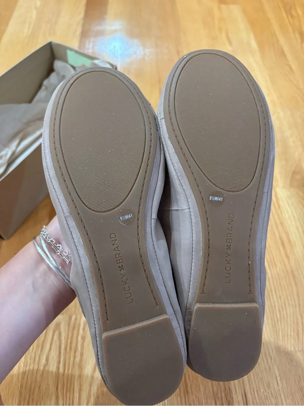 NWT Lucky Brand Taupe Rounded-Toe Ballet Flats